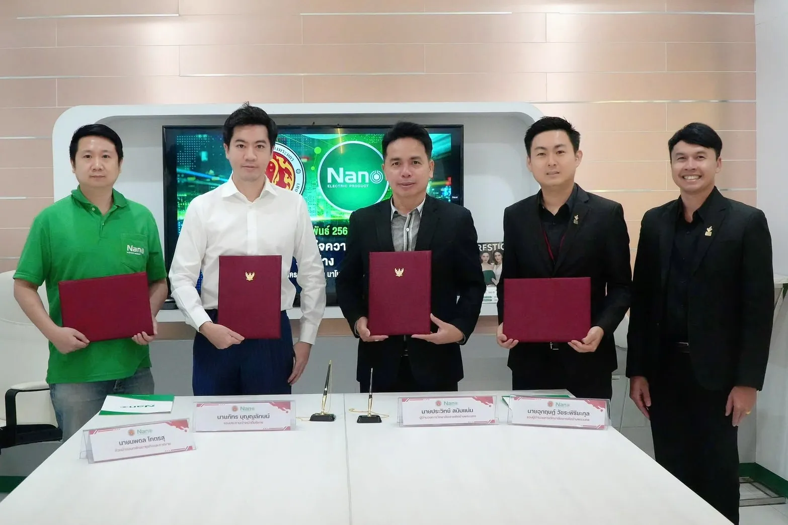 Nano Electric Product Joins Forces to Support Flood Relief Efforts in Southern Thailand